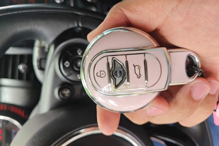 Used MINI 2014 1.5T COOPER Fun Vehicle Key