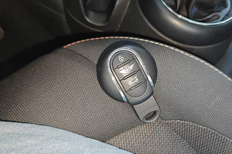 Used MINI 2014 1.2T ONE+ Vehicle Key