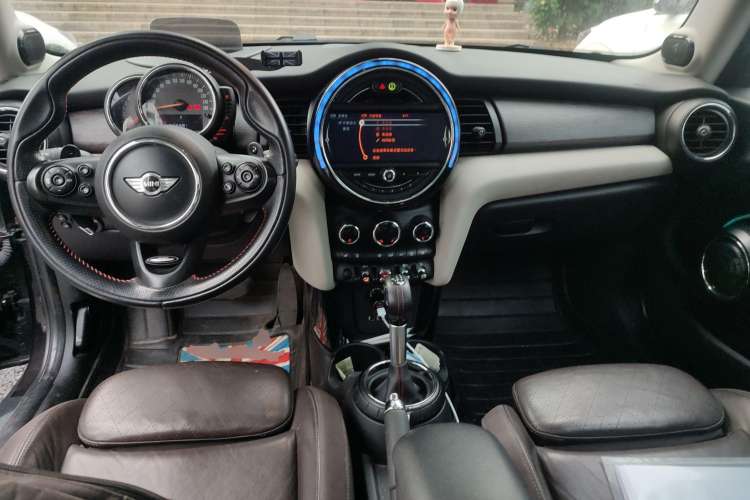 Used MINI 2014 2.0T COOPER S Excitement Center Console