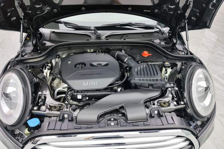 Used MINI 2014 1.5T COOPER Fun Engine Bay