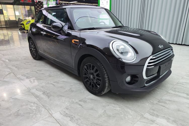 Used MINI 2014 1.5T COOPER Fun Front Right 45 Deg