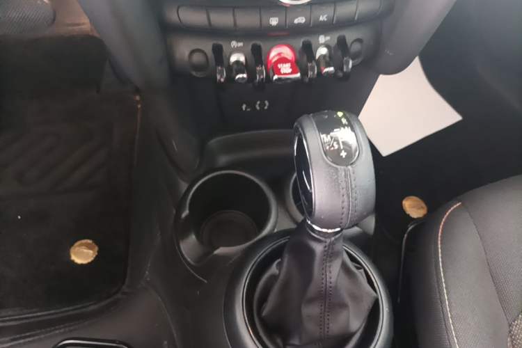 Used MINI 2014 1.2T ONE Gear Lever