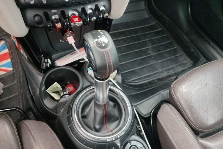 Used MINI 2014 2.0T COOPER S Excitement Gear Lever