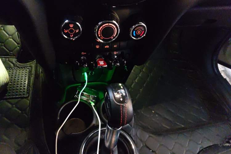 Used MINI 2014 2.0T COOPER S Fun Gear Lever