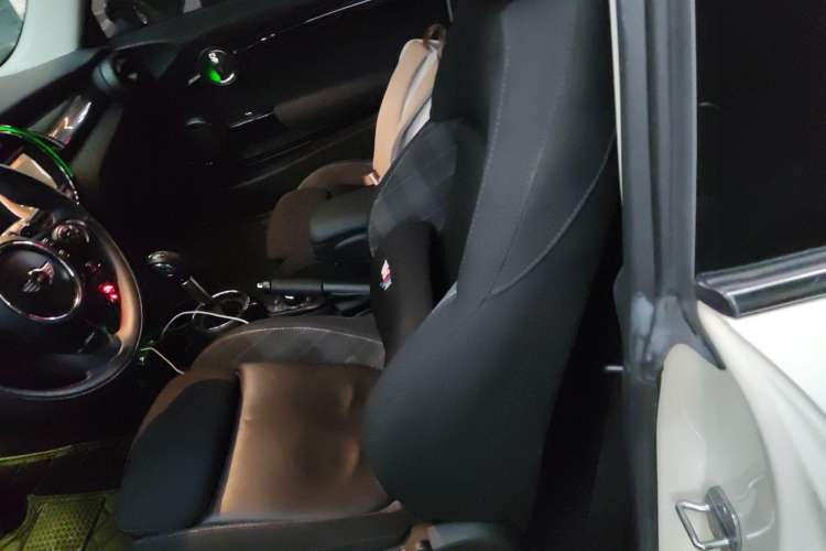 Used MINI 2014 2.0T COOPER S Fun Left Rear Seat