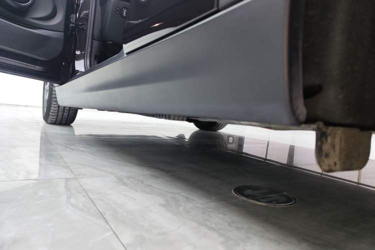 Used MINI 2014 1.5T COOPER Fun Left Side Sill