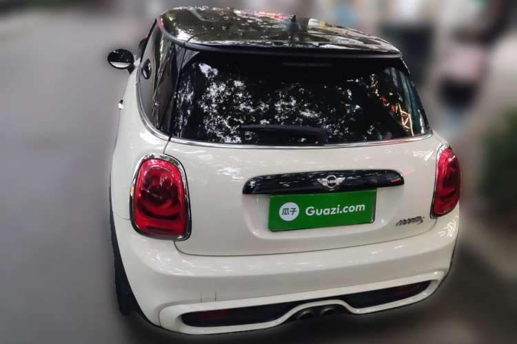 Used MINI 2014 2.0T COOPER S Fun Rear