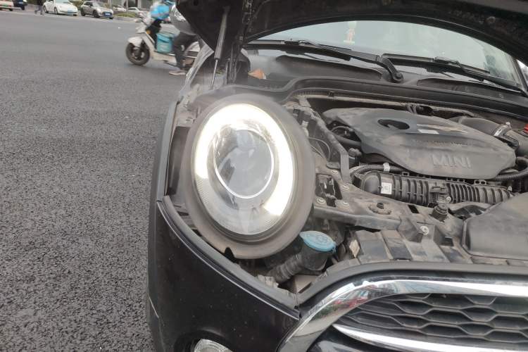Used MINI 2014 2.0T COOPER S Excitement Right Front Headlight