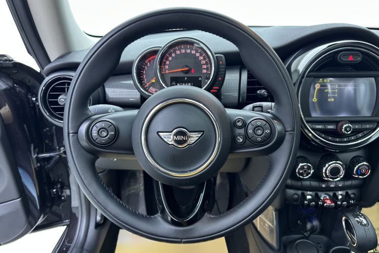 Used MINI 2014 1.5T COOPER Fun Steering Wheel
