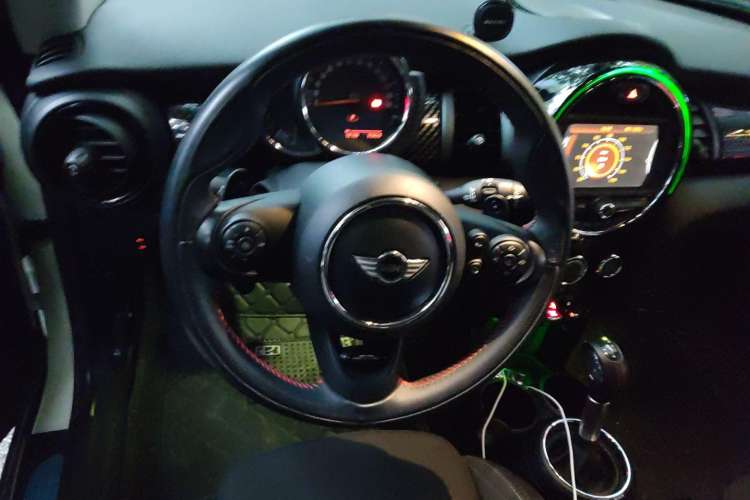 Used MINI 2014 2.0T COOPER S Fun Steering Wheel