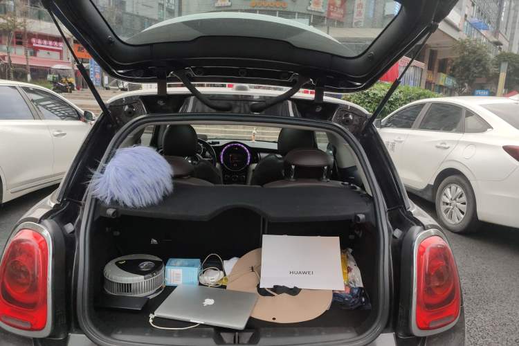 Used MINI 2014 2.0T COOPER S Excitement Trunk