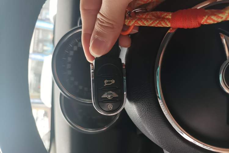 Used MINI 2014 1.2T ONE Vehicle Key