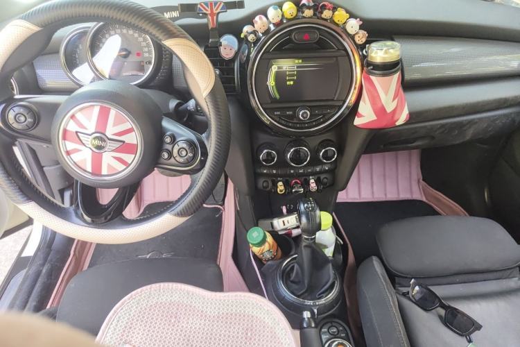 Used MINI 2014 1.5T COOPER Excitement Center Console