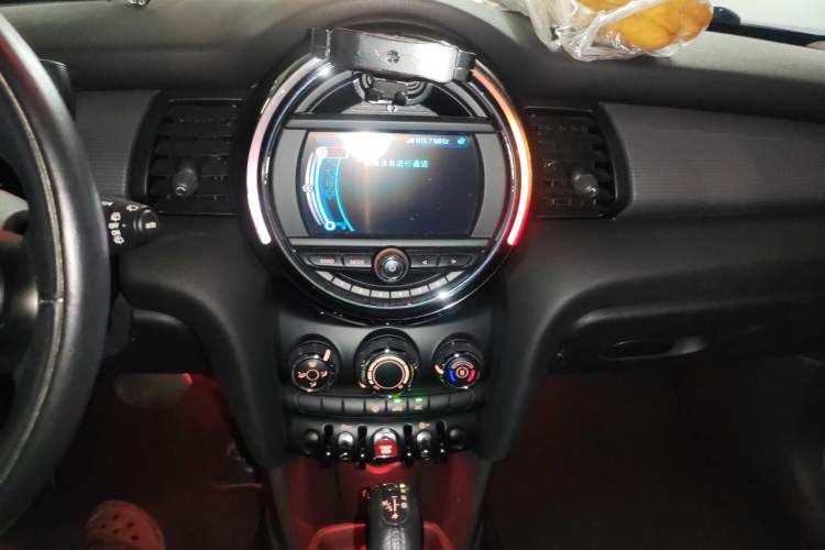 Used MINI 2014 1.5T COOPER Fun Audio And AC Panel