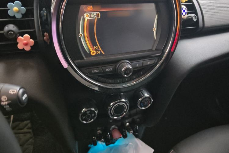 Used MINI 2014 1.5T COOPER Fun Audio And AC Panel