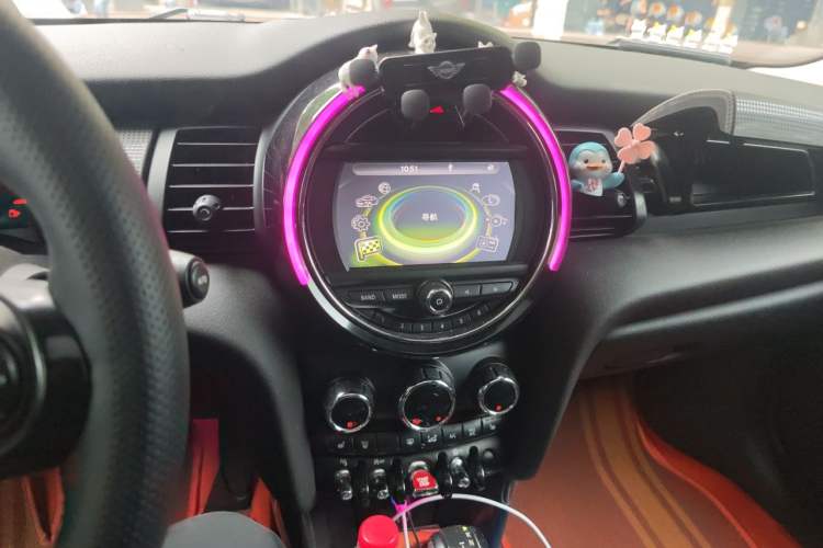 Used MINI 2014 1.5T COOPER Fun Audio And AC Panel