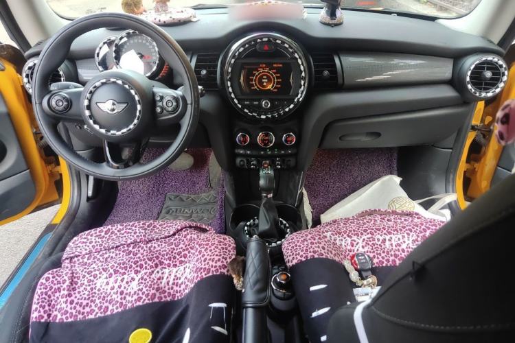 Used MINI 2014 1.5T COOPER Excitement Center Console