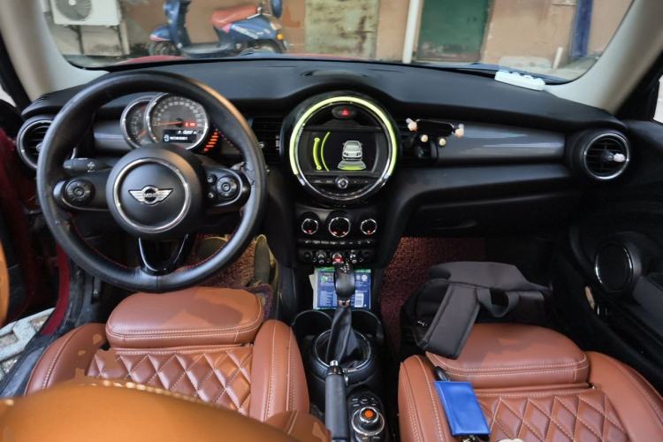 Used MINI 2014 1.5T COOPER Excitement Center Console