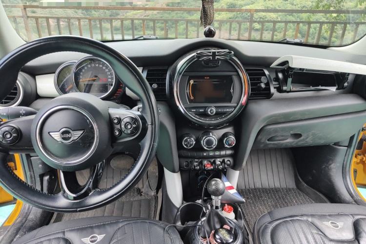 Used MINI 2014 1.5T COOPER Fun Center Console