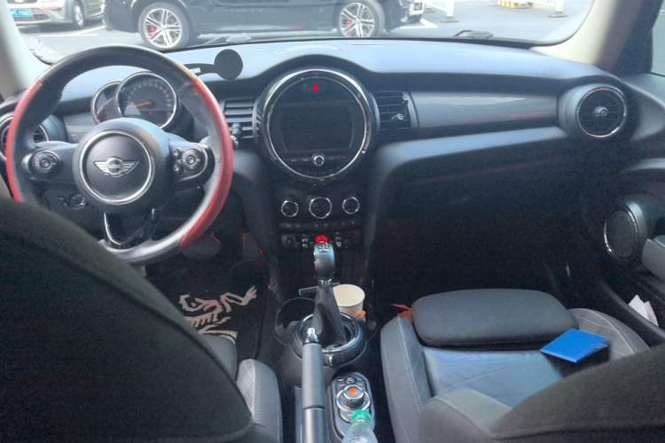 Used MINI 2014 1.5T COOPER Excitement Center Console