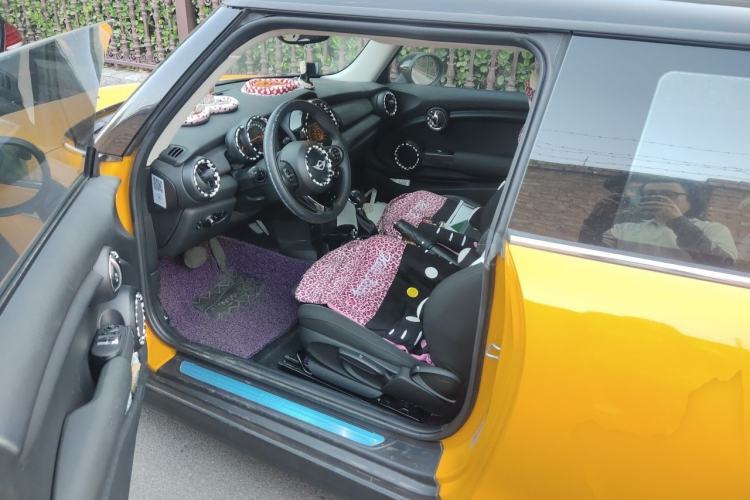 Used MINI 2014 1.5T COOPER Excitement Driver Seat