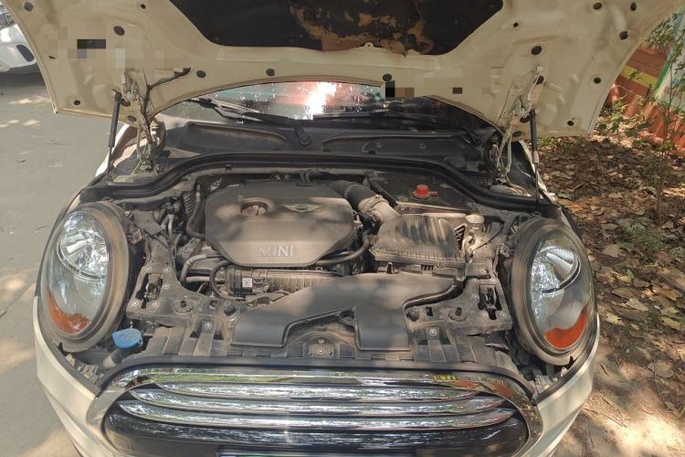 Used MINI 2014 1.5T COOPER Fun Engine Bay