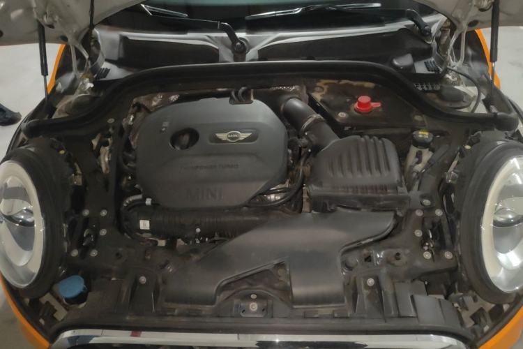 Used MINI 2014 2.0T COOPER S Excitement Engine Bay