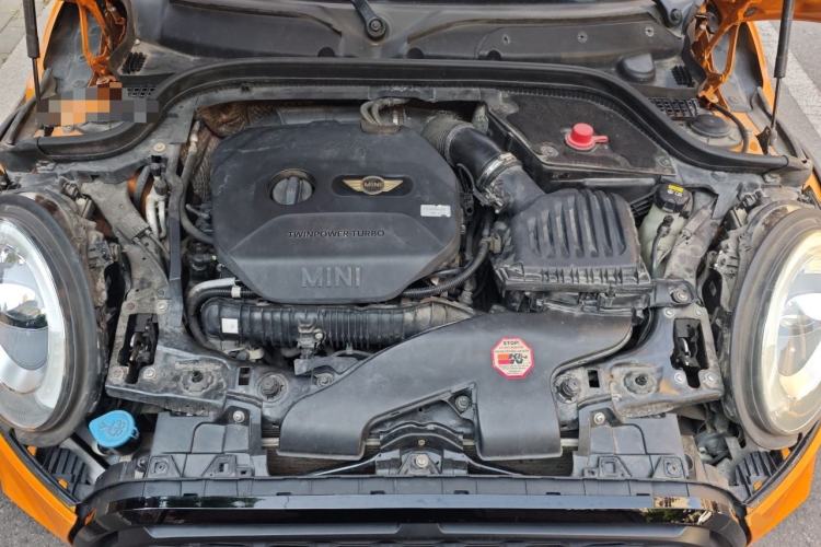 Used MINI 2014 2.0T COOPER S Excitement Engine Bay