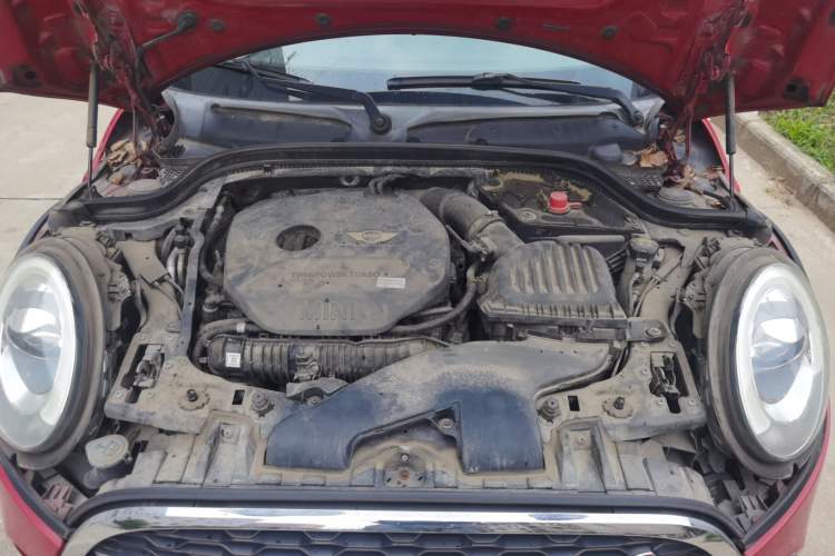 Used MINI 2014 2.0T COOPER S Fun Engine Bay