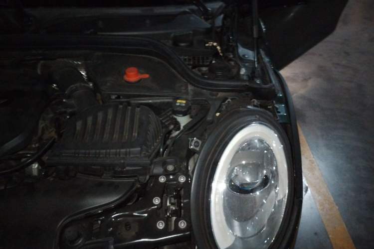 Used MINI 2014 2.0T COOPER S Fun Engine Bay Left