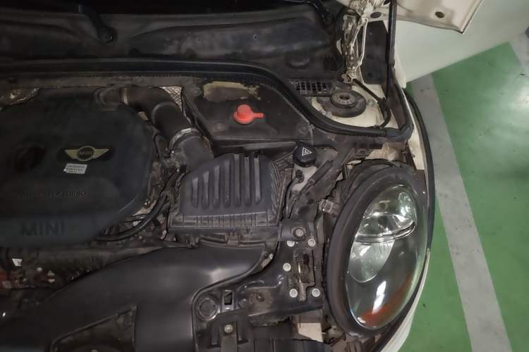 Used MINI 2014 1.5T COOPER Fun Engine Bay Left