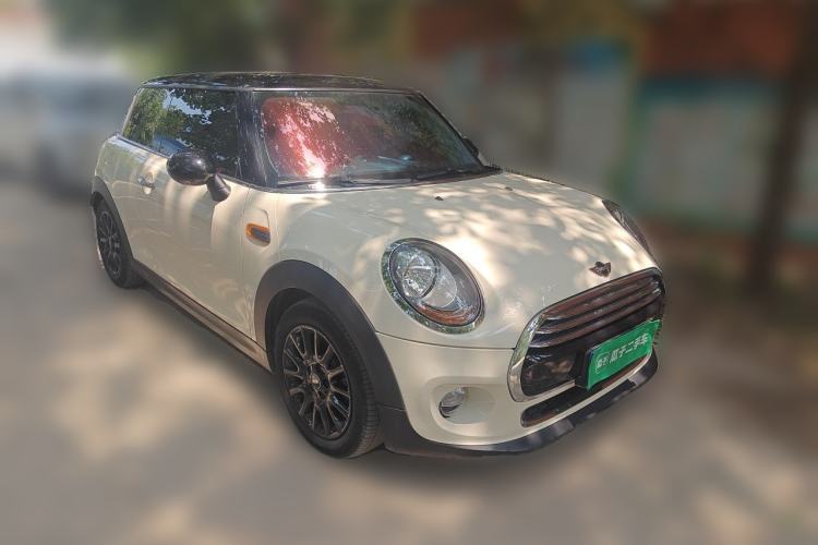 Used MINI 2014 1.5T COOPER Fun Front Right 45 Deg
