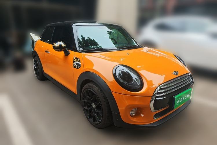 Used MINI 2014 1.5T COOPER Fun Front Right 45 Deg