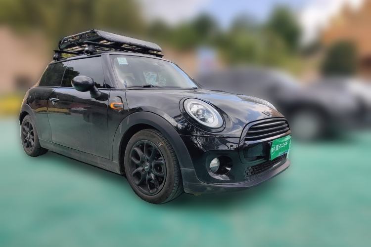 Used MINI 2014 1.5T COOPER Fun Front Right 45 Deg