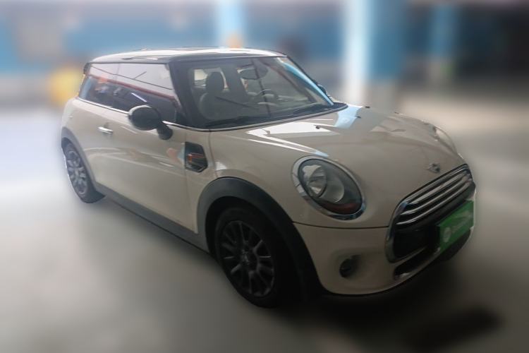 Used MINI 2014 1.5T COOPER Fun Front Right 45 Deg