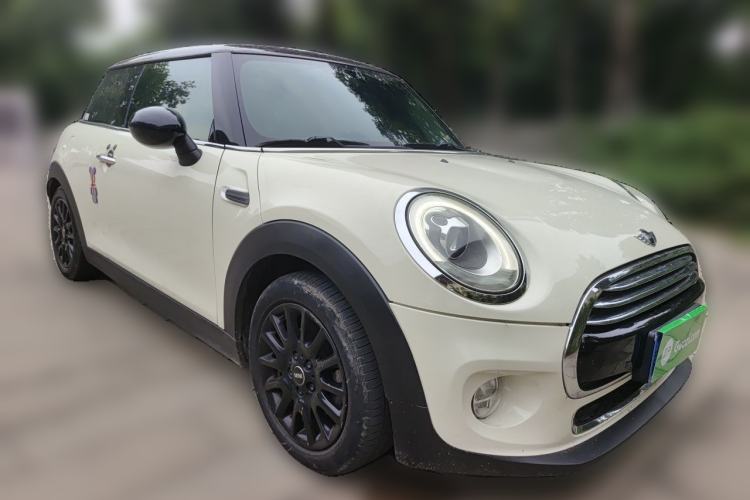 Used MINI 2014 1.5T COOPER Excitement Front Right 45 Deg
