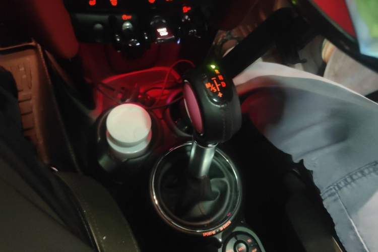 Used MINI 2014 2.0T COOPER S Excitement Gear Lever