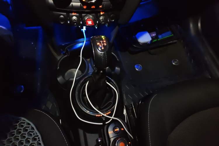 Used MINI 2014 1.5T COOPER Fun Gear Lever