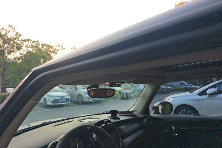 Used MINI 2014 1.5T COOPER Fun Headliner