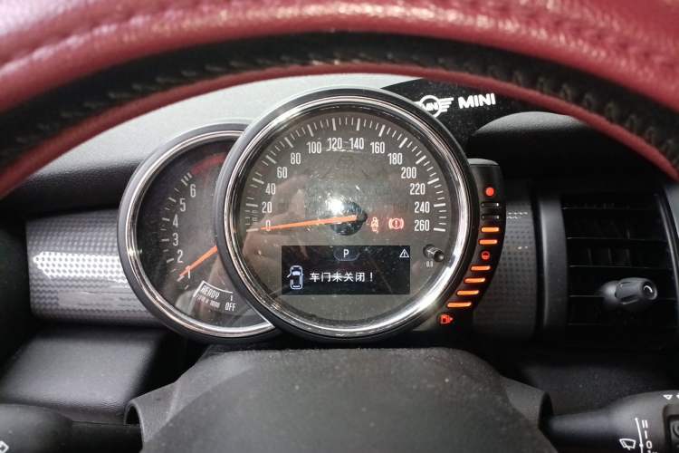 Used MINI 2014 1.5T COOPER Fun Instrument Cluster