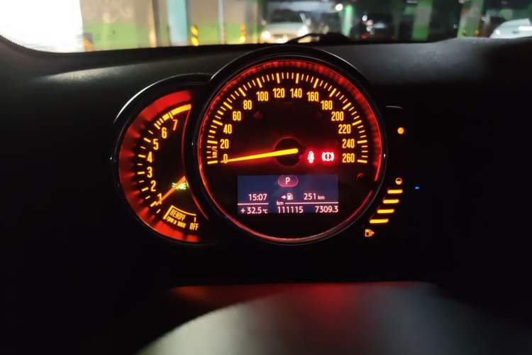 Used MINI 2014 1.5T COOPER Fun Instrument Cluster