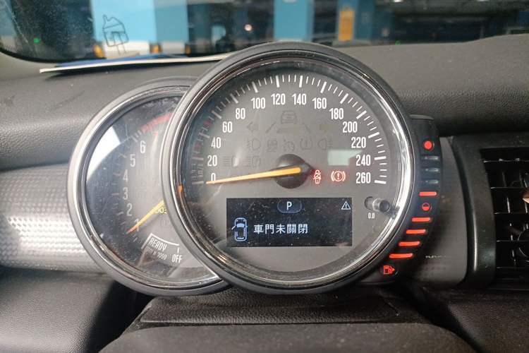 Used MINI 2014 1.5T COOPER Fun Instrument Cluster