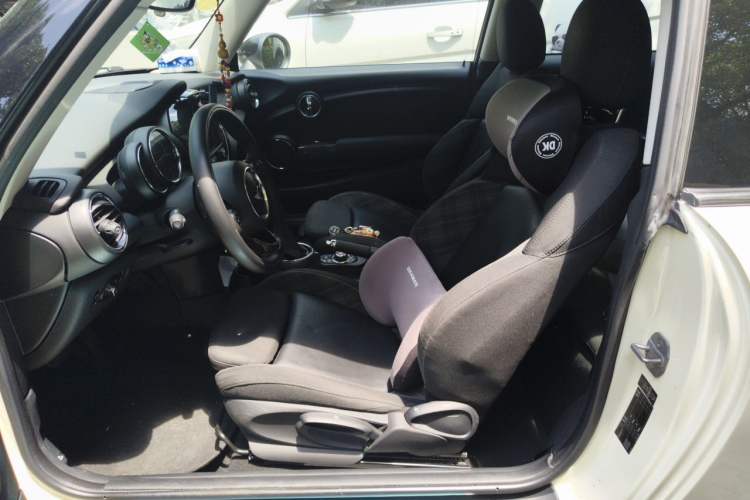 Used MINI 2014 1.5T COOPER Excitement Left Front Seat