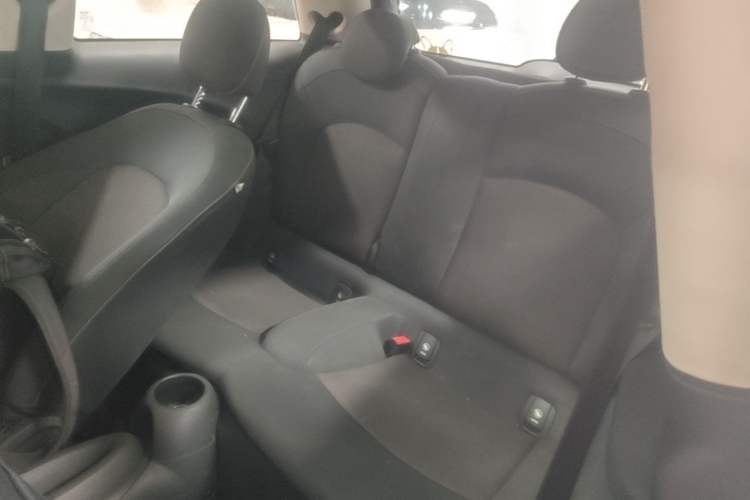Used MINI 2014 1.5T COOPER Fun Left Rear Seat