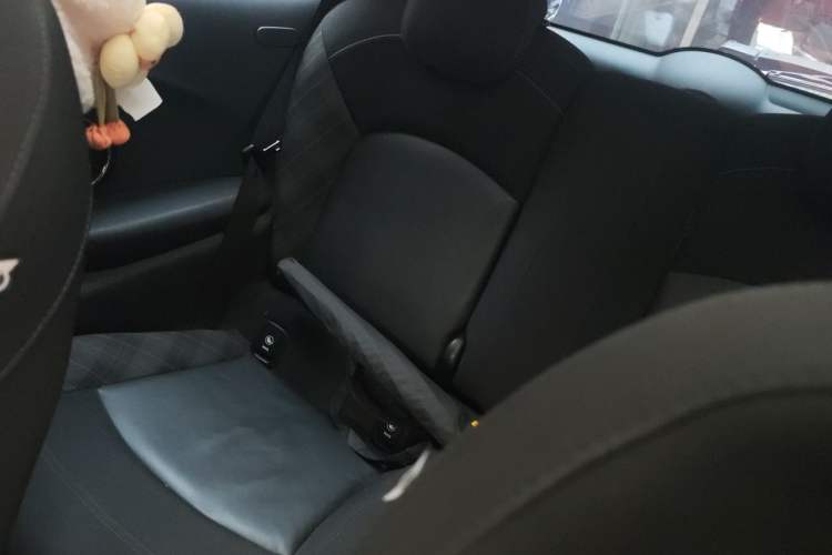 Used MINI 2014 1.5T COOPER Fun Left Rear Seat