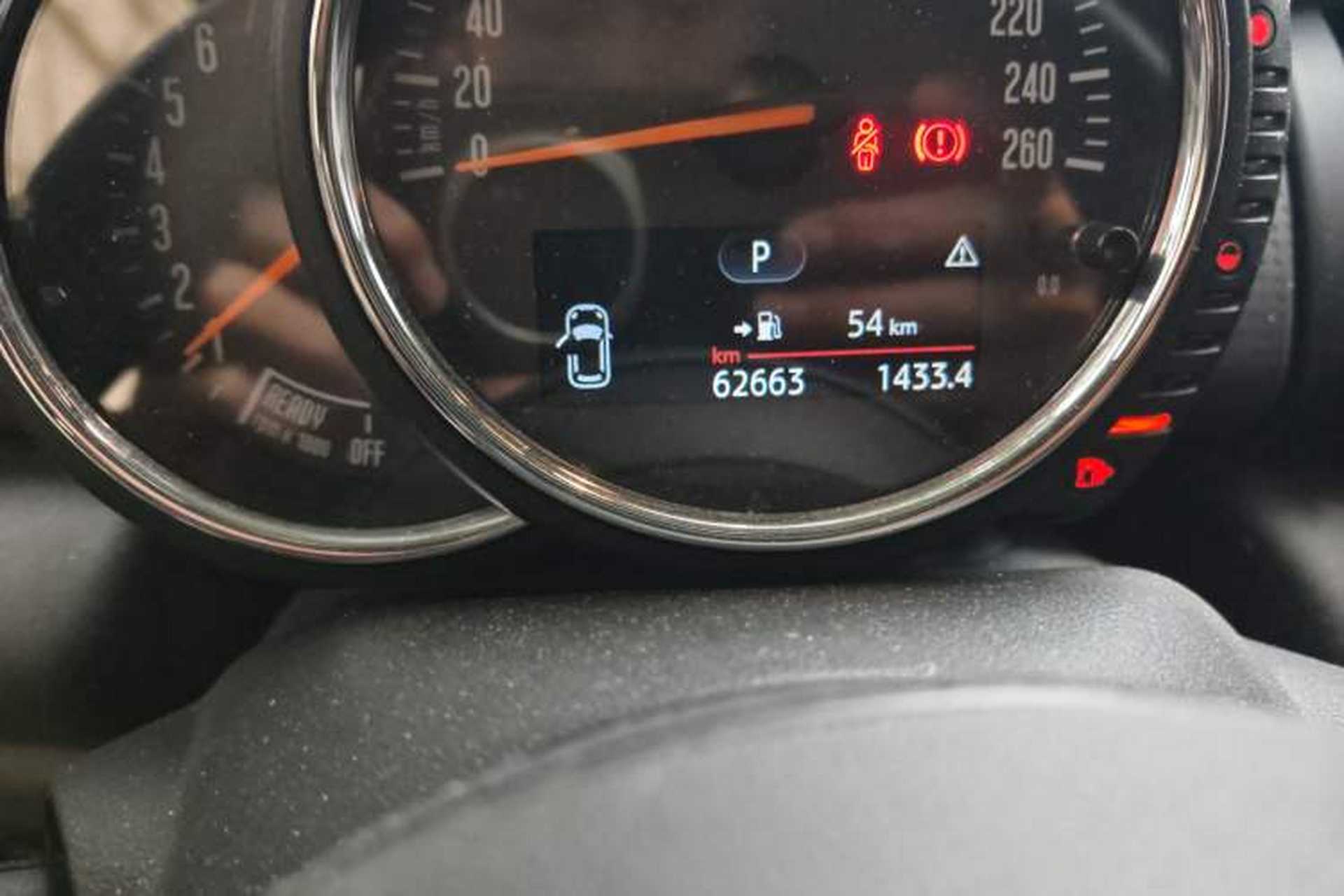 Used MINI 2014 1.5T COOPER Fun Odometer Close Up