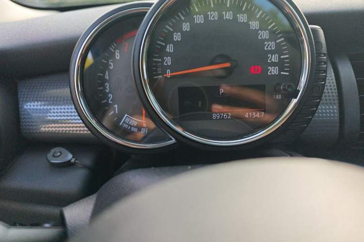 Used MINI 2014 1.5T COOPER Fun Odometer Close Up