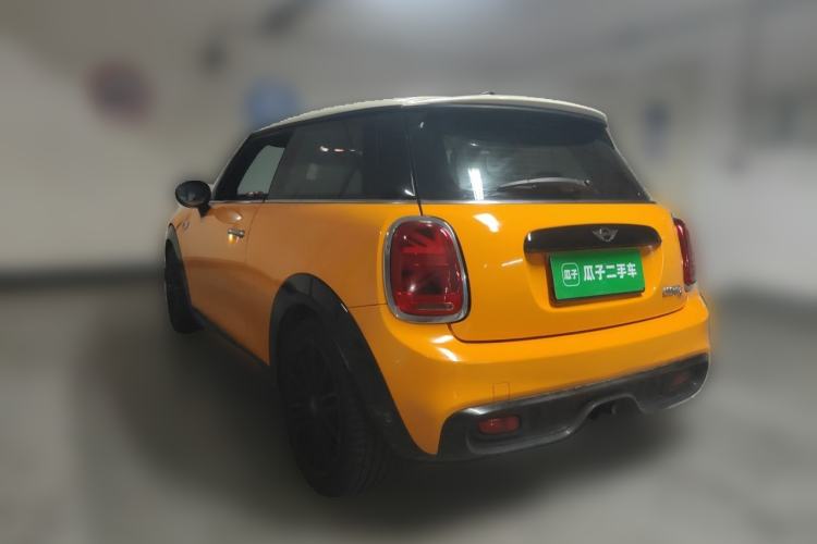 Used MINI 2014 2.0T COOPER S Excitement Rear Left 45 Deg