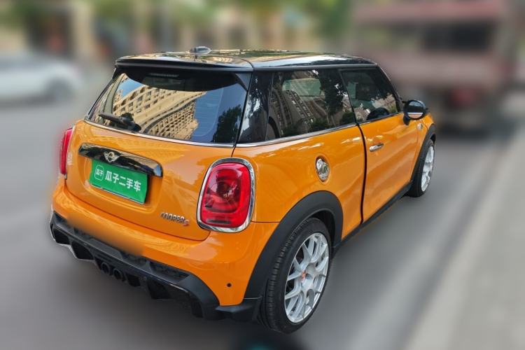 Used MINI 2014 2.0T COOPER S Excitement Rear Right 45 Deg