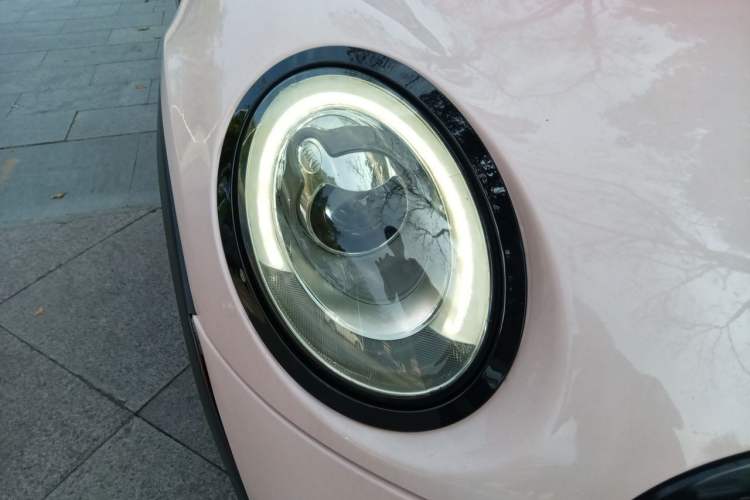 Used MINI 2014 2.0T COOPER S Fun Right Front Headlight
